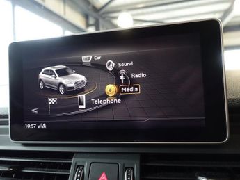 AUDI Q5 2.0 TDI 40 Black Edition SUV 5dr Diesel S Tronic quattro Euro 6 