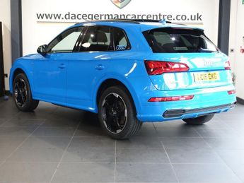 AUDI Q5 2.0 TDI 40 Black Edition SUV 5dr Diesel S Tronic quattro Euro 6 