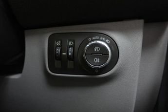 VAUXHALL CORSA 1.4i ecoFLEX Elite Hatchback 5dr Petrol Auto Euro 6 (90 ps)