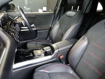 MERCEDES-BENZ GLA 2.0 GLA220d AMG Line SUV 5dr Diesel 8G-DCT 4MATIC Euro 6 (s/s) (