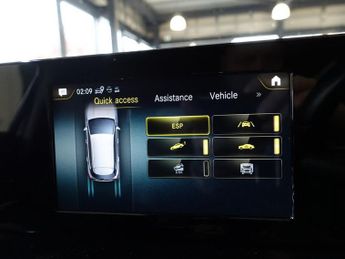 MERCEDES-BENZ GLA 2.0 GLA220d AMG Line SUV 5dr Diesel 8G-DCT 4MATIC Euro 6 (s/s) (