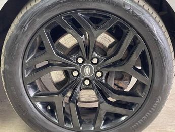 LAND ROVER RANGE ROVER EVOQUE 2.0 D180 R-Dynamic HSE SUV 5dr Diesel Auto 4WD Euro 6 (s/s) (180