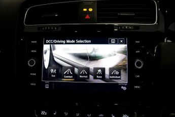 VOLKSWAGEN GOLF 2.0 TSI R Hatchback 5dr Petrol DSG 4Motion Euro 6 (s/s) (300 ps)