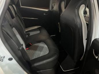 RENAULT ZOE R135 52kWh Iconic Hatchback 5dr Electric Auto (i) (134 bhp)