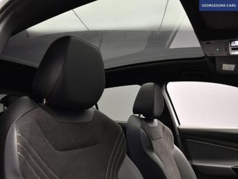 VOLKSWAGEN ID4 Pure 52kWh Style Edition SUV 5dr Electric Auto (148 ps)