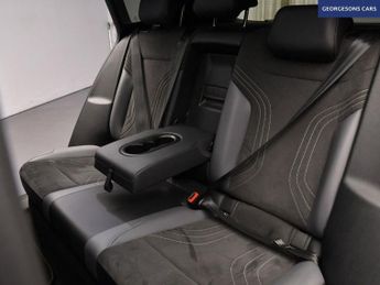 VOLKSWAGEN ID4 Pure 52kWh Style Edition SUV 5dr Electric Auto (148 ps)