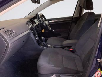VOLKSWAGEN GOLF 1.0 TSI SE Hatchback 5dr Petrol DSG Euro 6 (s/s) (110 bhp)