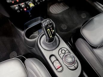 MINI Electric Hatch Cooper SE 32.6kWh Level 3 Hatchback 3dr Electric Auto (184 ps)