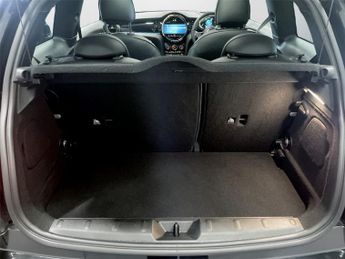 MINI Electric Hatch Cooper SE 32.6kWh Level 3 Hatchback 3dr Electric Auto (184 ps)