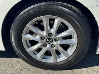 MAZDA MAZDA3 2.0 SKYACTIV-G SE Nav Hatchback 5dr Petrol Auto Euro 5 (s/s) (12