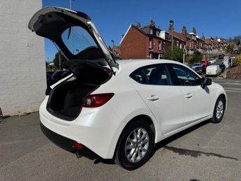 MAZDA MAZDA3 2.0 SKYACTIV-G SE Nav Hatchback 5dr Petrol Auto Euro 5 (s/s) (12