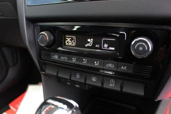 SKODA RAPID SPACEBACK 1.0 TSI SE Tech Hatchback 5dr Petrol DSG Euro 6 (s/s) (95 ps)