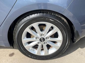KIA CEED 1.6 CRDi 2 Hatchback 5dr Diesel DCT Euro 6 (s/s) (134 bhp)