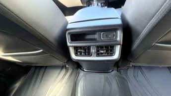 ISUZU V-CROSS AUTOMATIC 1.9 TD D-MAX Pickup Double Cab 4dr Diesel Auto 4WD Eur