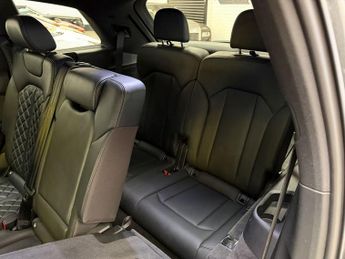 AUDI SQ7 4.0 TFSI V8 SUV 5dr Petrol Tiptronic quattro Euro 6 (s/s) (507 p