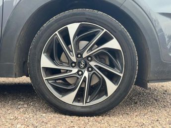 HYUNDAI TUCSON 2.0 CRDi Premium SE SUV 5dr Diesel Auto 2WD Euro 6 (s/s) 