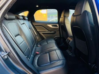 JAGUAR F-PACE 2.0 P250i R-Sport SUV 5dr Petrol Auto AWD Euro 6 (s/s) (250 ps)