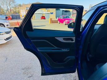 JAGUAR F-PACE 2.0 P250i R-Sport SUV 5dr Petrol Auto AWD Euro 6 (s/s) (250 ps)