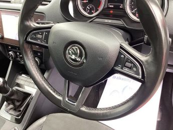 SKODA OCTAVIA 1.6 TDI SE L Estate 5dr Diesel Manual Euro 6 (s/s) (115 ps)