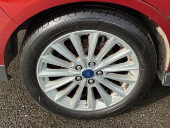 FORD GRAND C-MAX 1.0T EcoBoost Titanium MPV 5dr Petrol Manual Euro 6 (s/s) (125 p