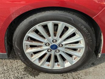 FORD GRAND C-MAX 1.0T EcoBoost Titanium MPV 5dr Petrol Manual Euro 6 (s/s) (125 p