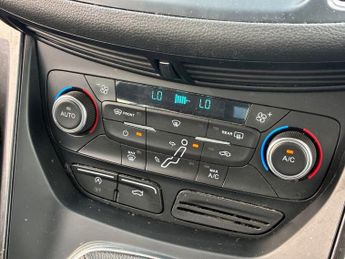 FORD GRAND C-MAX 1.0T EcoBoost Titanium MPV 5dr Petrol Manual Euro 6 (s/s) (125 p