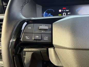 PEUGEOT E- Traveller 75kWh Active Standard MPV 5dr Electric Auto MWB (8 Seat, 11kW Ch