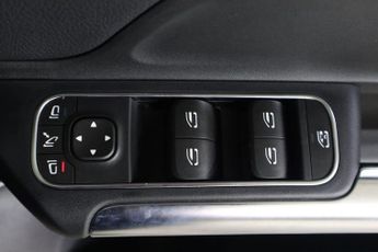 MERCEDES-BENZ GLA 1.3 GLA250e 15.6kWh Exclusive Edition 8G-DCT Euro 6 (s/s) 5dr