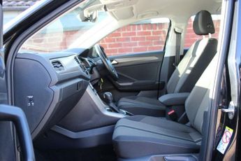 VOLKSWAGEN T-ROC 1.5 TSI GPF EVO SE SUV 5dr Petrol DSG Euro 6 (s/s) (150 ps)