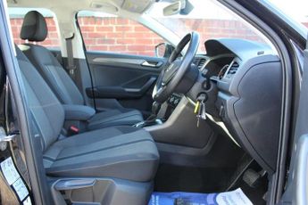 VOLKSWAGEN T-ROC 1.5 TSI GPF EVO SE SUV 5dr Petrol DSG Euro 6 (s/s) (150 ps)