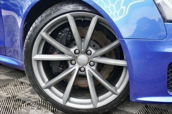 AUDI RS4 AVANT 4.2 FSI V8 Estate 5dr Petrol S Tronic quattro Euro 5 (450 ps)