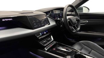 AUDI E-TRON GT 93.4kWh Saloon 4dr Electric Auto quattro (476 ps)