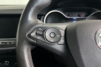 VAUXHALL CROSSLAND 1.2 Turbo Elite Nav SUV 5dr Petrol Auto Euro 6 (s/s) (130 ps) Pa