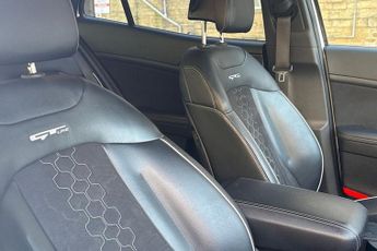 KIA SPORTAGE 1.6 T-GDi 13.8kWh GT-Line SUV 5dr Petrol Plug-in Hybrid Auto AWD