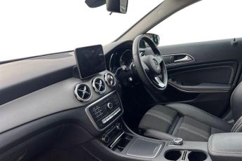 MERCEDES-BENZ GLA CLASS 1.6 GLA180 GPF Urban Edition SUV 5dr Petrol 7G-DCT Euro 6 (s/s) 
