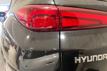 HYUNDAI KONA 64kWh Premium SUV 5dr Electric Auto (10.5kW Charger) (204 ps) Re