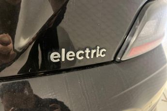 HYUNDAI KONA 64kWh Premium SUV 5dr Electric Auto (10.5kW Charger) (204 ps) Re