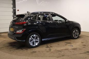 HYUNDAI KONA 64kWh Premium SUV 5dr Electric Auto (10.5kW Charger) (204 ps)