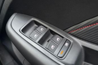 MG MG ZS 72.6kWh Trophy Connect Long Range SUV 5dr Electric Auto (156 ps)