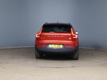 VOLVO XC40 Recharge 69kWh Ultimate SUV 5dr Electric Auto (231 ps)