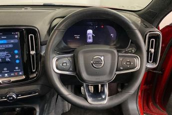 VOLVO XC40 Recharge 69kWh Ultimate SUV 5dr Electric Auto (231 ps) Panoramic