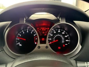 NISSAN JUKE 1.6 N-Connecta SUV 5dr Petrol XTRON Euro 6 (117 ps)