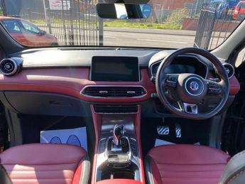 MG MG HS 1.5 T-GDI 16.6kWh Exclusive SUV 5dr Petrol Plug-in Hybrid Auto E