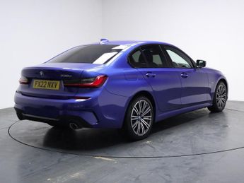 BMW 3 SERIES 2.0 330e 12kWh M Sport Saloon 4dr Petrol Plug-in Hybrid Auto Eur