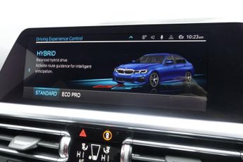 BMW 3 SERIES 2.0 330e 12kWh M Sport Saloon 4dr Petrol Plug-in Hybrid Auto Eur