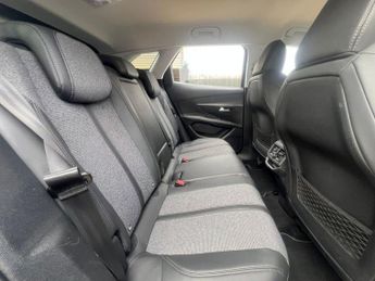 PEUGEOT 3008 1.2 PureTech Allure SUV 5dr Petrol EAT Euro 6 (s/s) (130 ps)