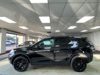 LAND ROVER DISCOVERY SPORT 2.0 TD4 HSE SUV 5dr Diesel Auto 4WD Euro 6 (s/s) (180 ps)