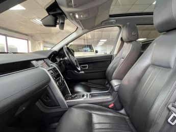 LAND ROVER DISCOVERY SPORT 2.0 TD4 HSE SUV 5dr Diesel Auto 4WD Euro 6 (s/s) (180 ps)