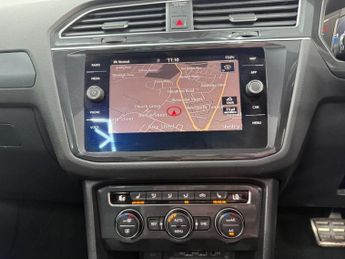 VOLKSWAGEN TIGUAN 2.0 TDI R-Line Tech SUV 5dr Diesel DSG 4Motion Euro 6 (s/s) (150