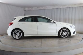 MERCEDES-BENZ A-CLASS 2.1 A200d AMG Line Hatchback 5dr Diesel 7G-DCT Euro 6 (s/s) (136